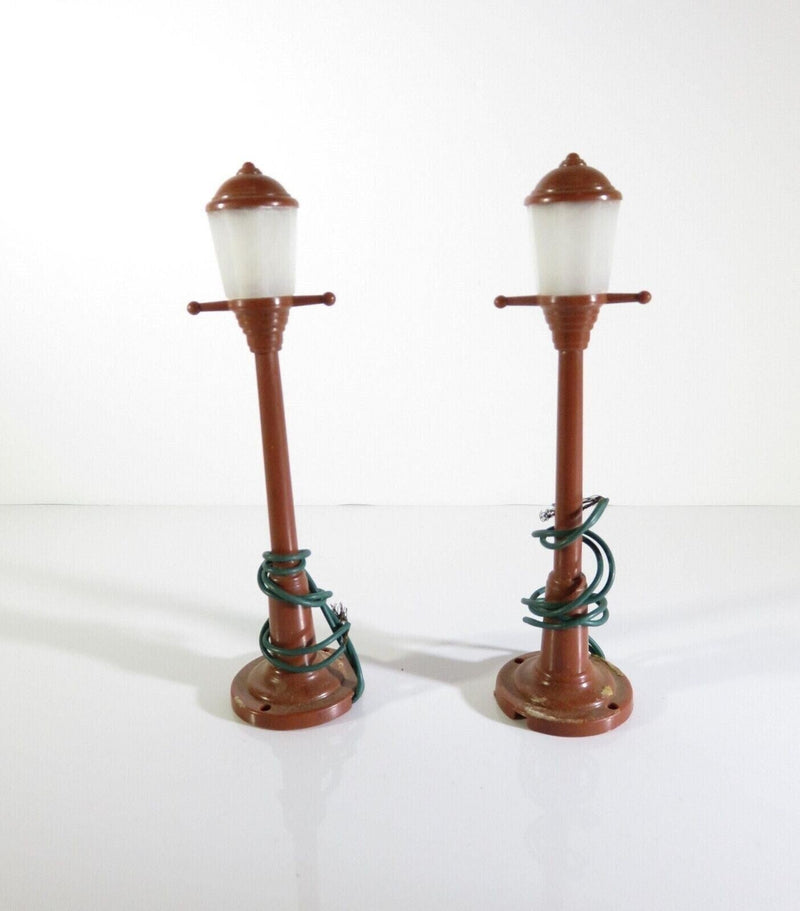 Lot of 2 Vintage Model Railway Lamppost Street Lights Brown Plastic 4 1/4" High product image for Just Stuff I Sell, clear front view, neutral background, original listing photo, optimized descriptive alt text, centered composition variant 2