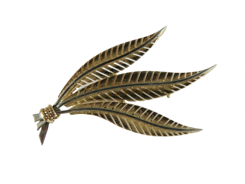 18K Yellow Gold Fern Leaf Brooch with Platinum-Toned Stems Marked 750 — Jewelry & Watches:Vintage & Antique Jewelry:Fine:Retr