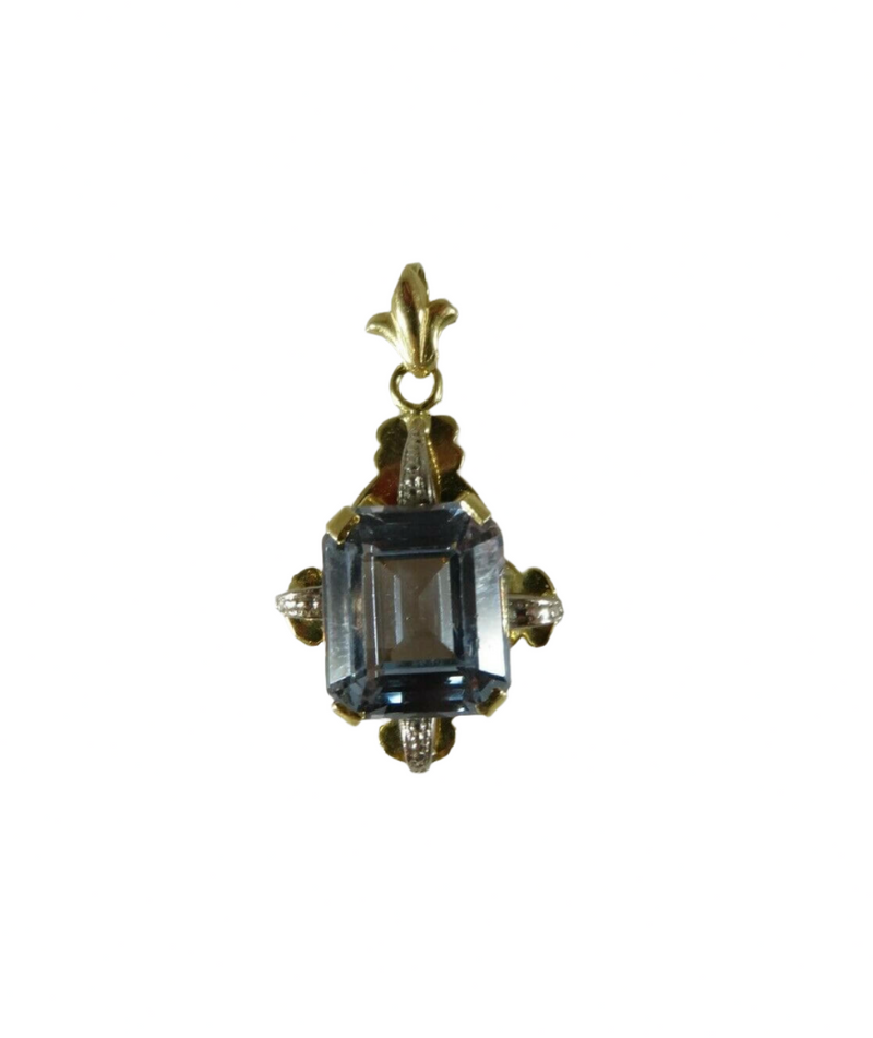 Art Nouveau Arts & Crafts Style 18K Yellow Gold Emerald Cut Blue Spinal Pendant Front View