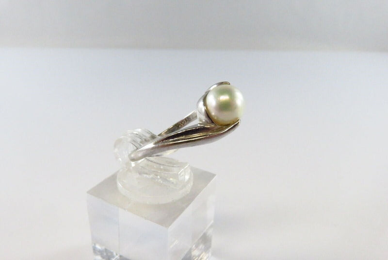 10K White Gold Cultured Pearl Modernist Bypass Ring Size 6.25 SA Mark