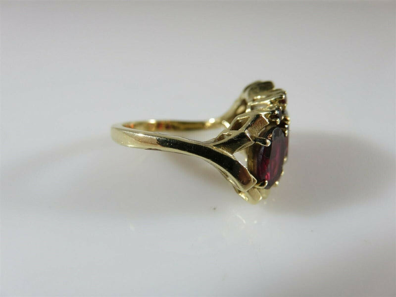 14K Gold Ring with 3 Oval Garnets & 6 Round Garnet Accents Mid-Century Sz 5