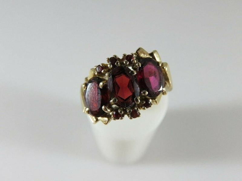 14K Gold Ring with 3 Oval Garnets & 6 Round Garnet Accents Mid-Century Sz 5