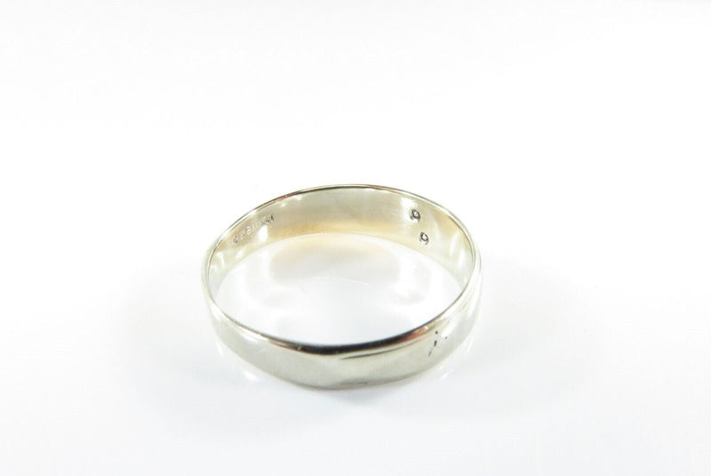 14K White Gold Diamond Chip Wedding Band Size 9.75 by NBK .02 CTW 3 Grams!