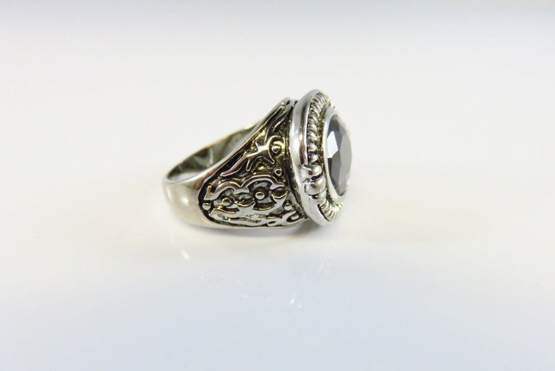 Oval Ribbed Blackened Silver Metal Ring Oval Faceted Black Glass Size 6.5 product image for Just Stuff I Sell, clear front view, neutral background, original listing photo, optimized descriptive alt text, centered composition variant 2