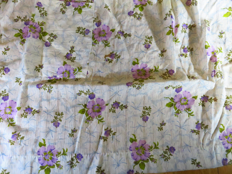 Vintage Purple Flower Accented 1960's Style Half Apron with Pocket Kitchen Wear