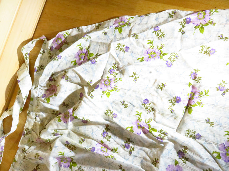 Vintage Purple Flower Accented 1960's Style Half Apron with Pocket Kitchen Wear