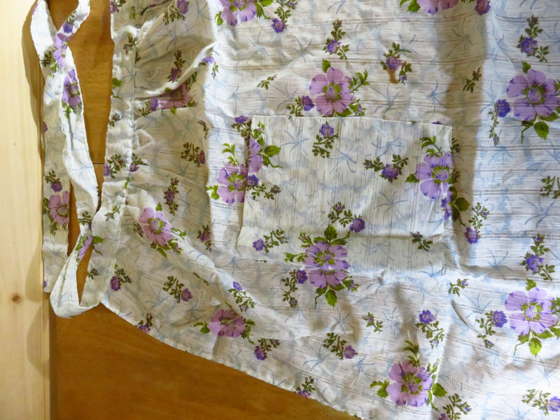 Vintage Purple Flower Accented 1960's Style Half Apron with Pocket Kitchen Wear