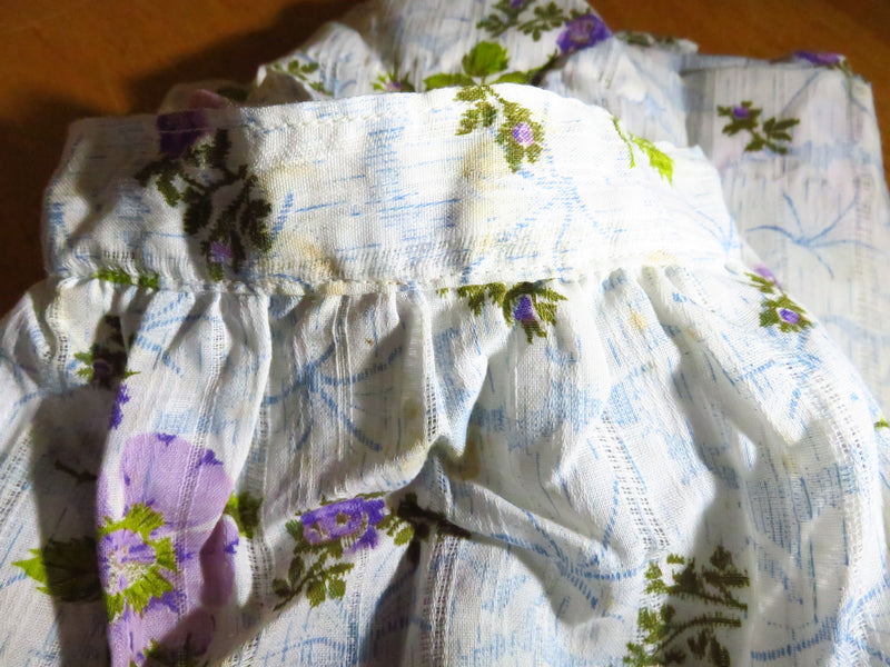 Vintage Purple Flower Accented 1960's Style Half Apron with Pocket Kitchen Wear