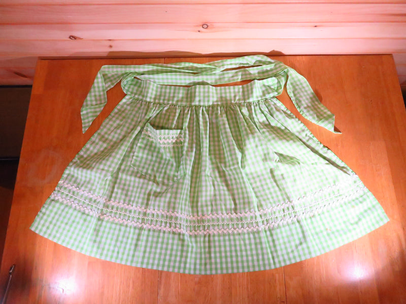 Vintage Green Plaid 1960's Style Half Apron with Pocket Retro Kitchen Wear