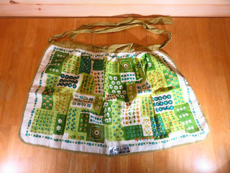 Vintage Parisian Prints All Pure Linen 1970's Half Apron Kitchen Wear