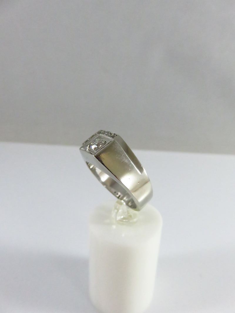 Vintage Men's VS2 Diamond Cluster Ring 14K White Gold Size 9 and 11.3 Grams