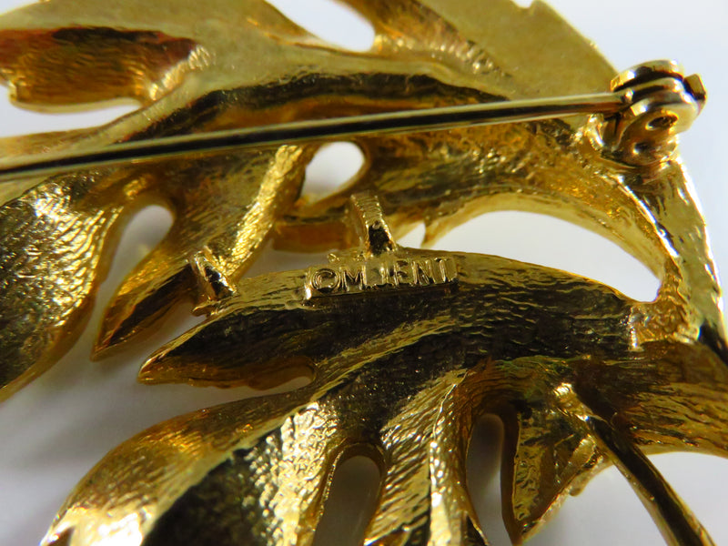 c1970's Textured Blowing Leaf Brooch Gold Tone M.J. Ent 2 1/4 x 1 3/4