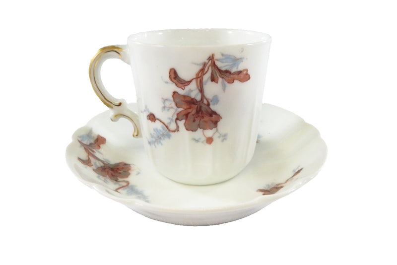 Haviland & Co Limoges France Small Tea Cup and Saucer With Flowers — Pottery & Glass:Pottery & China:China & Dinnerware:Nippo