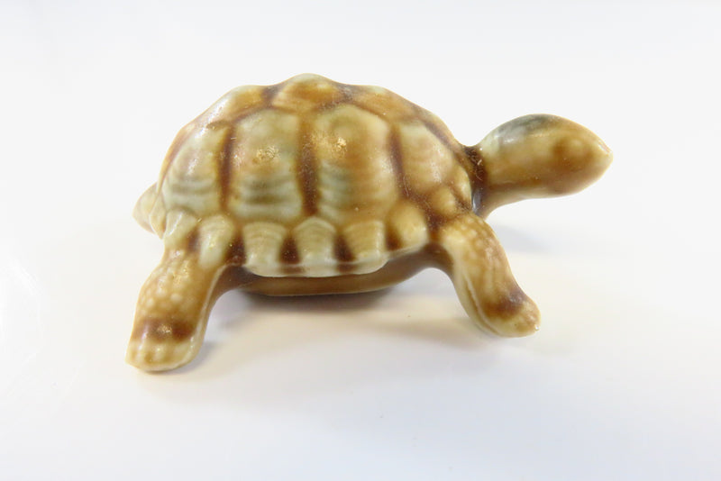 Wade of England Mom and Baby Turtle Porcelain Figurines
