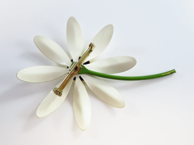 c1960's Daisy Flower Power Hippie Brooch Painted White Yellow and Green