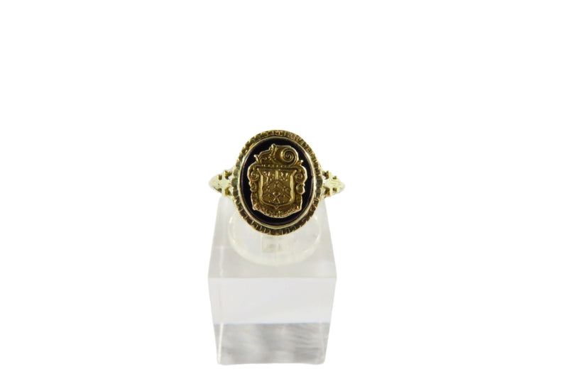 Art Deco 14K Gold Onyx Plaque Crest Ring, Pierced Shoulders, Size 5.75 — 14K, Gold — front view