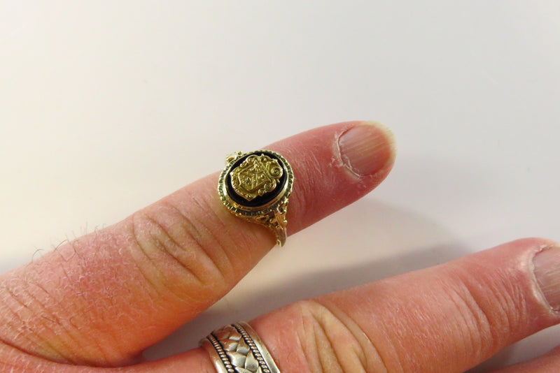 14K Yellow Gold Fraternity Emblem Onyx Plaque Ring Art Deco Style Size 5 3/4