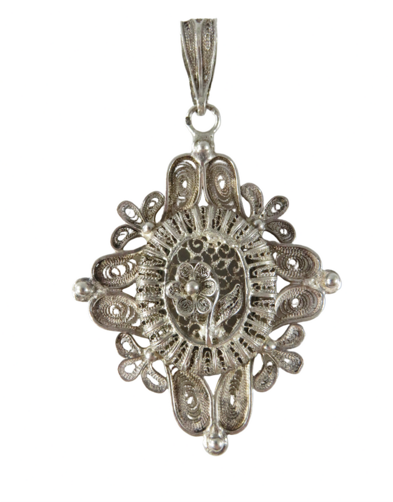Rare Victorian Sterling Filigree Pendent With Flower & Memorial Compartment
