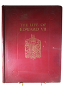 The Life of Edward the Seventh by J. E. Vincent George Newnes Limited — Gold — front view