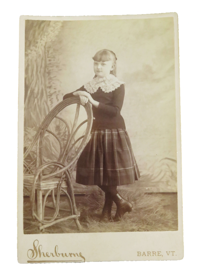 Edna S Clark Victorian Era Aunt Edna About age 11 Sherburny Barre VT Antique Pho — front view