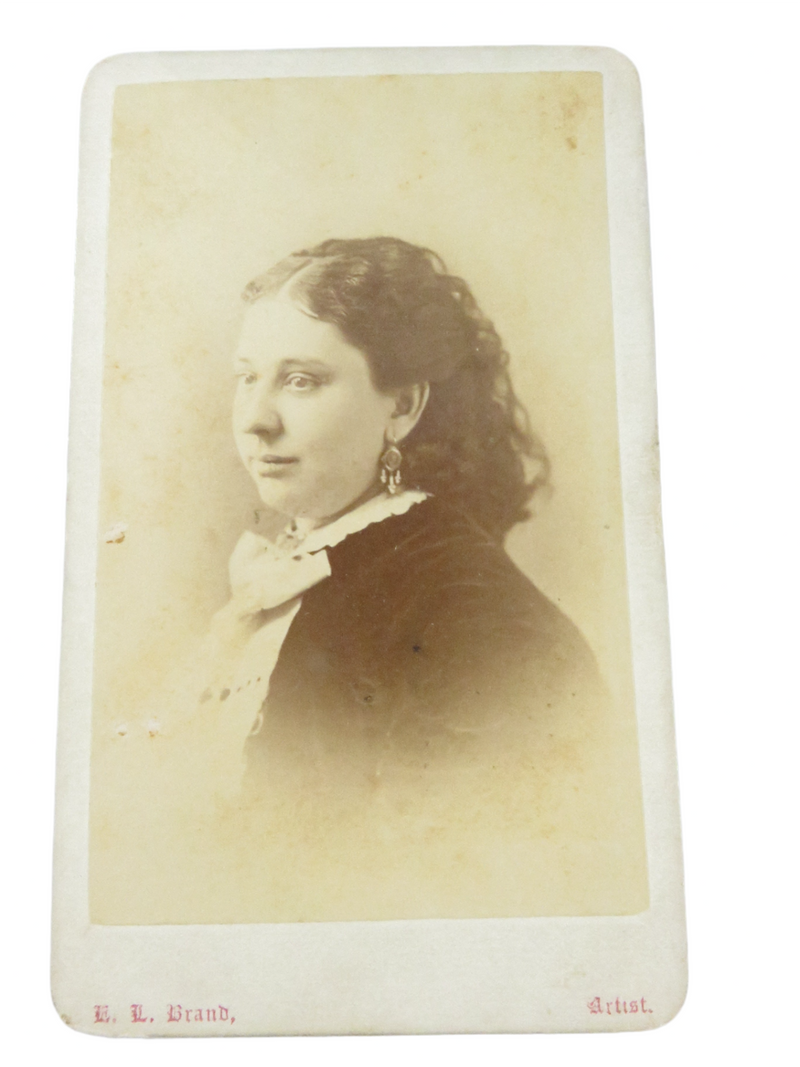 Named Sitter Mary Niell E. L. Brand Chicago Cartes des Vista Antique Photograph