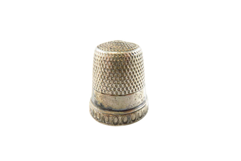 Antique Plain Designed Size 10 Sterling Sewing Thimble Bell Makers Mark — front view