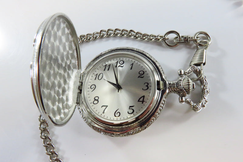 Silvered Quartz Pocket Watch with Chain American Eagle on Cover Running