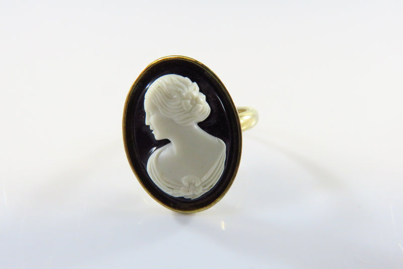 Sarah Coventry Faux Cameo Gilded Adjustable Ring Size 5 1/2 Adjustable