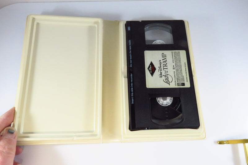 Walt Disney's Lady and the Tramp Black Diamond VHS Tape 582