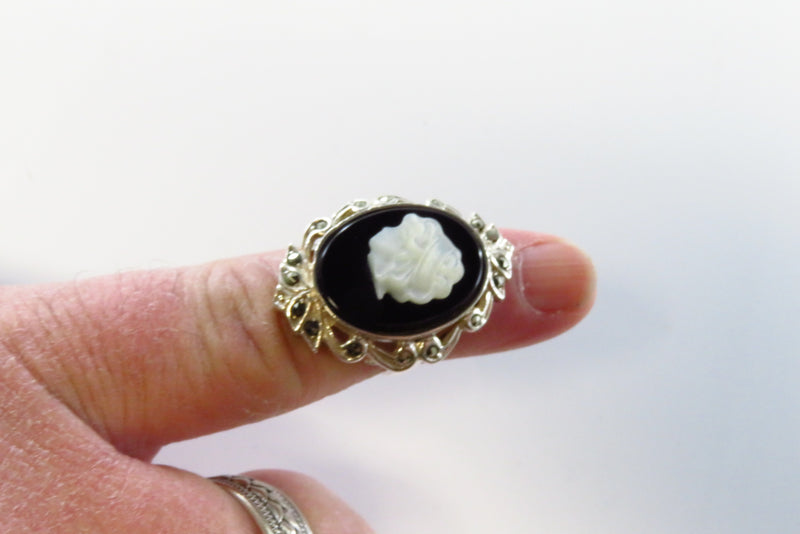 Cute Sterling Silver Cameo Ring With Marcasite Accenting Size 6