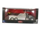 New Ray Peterbilt Model 379 Wrecker Tow Truck in packaging