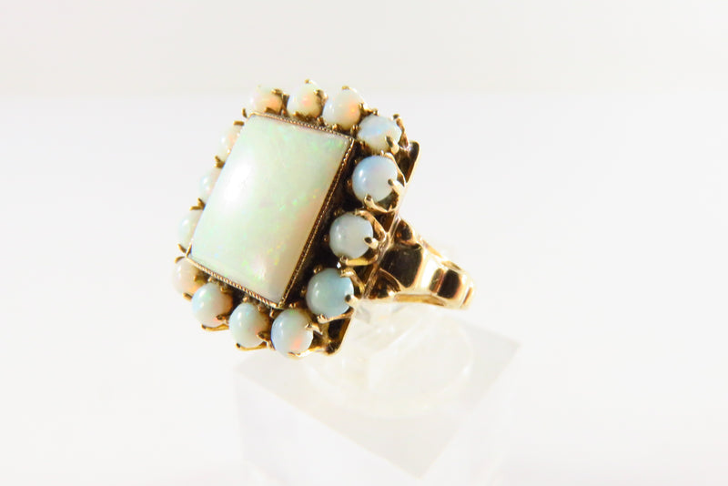 Beautiful Opal Cocktail Ring 10K Gold Vintage Size 5.25