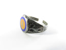 Interior view of the ring showing the open split reverse shank
