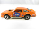 Hot Wheels Flat Out 442 Oldsmobile Cutlass 1:64 Die-Cast Stock Car Orange Hong Kong 1979-80 Mattel scale enamel racing