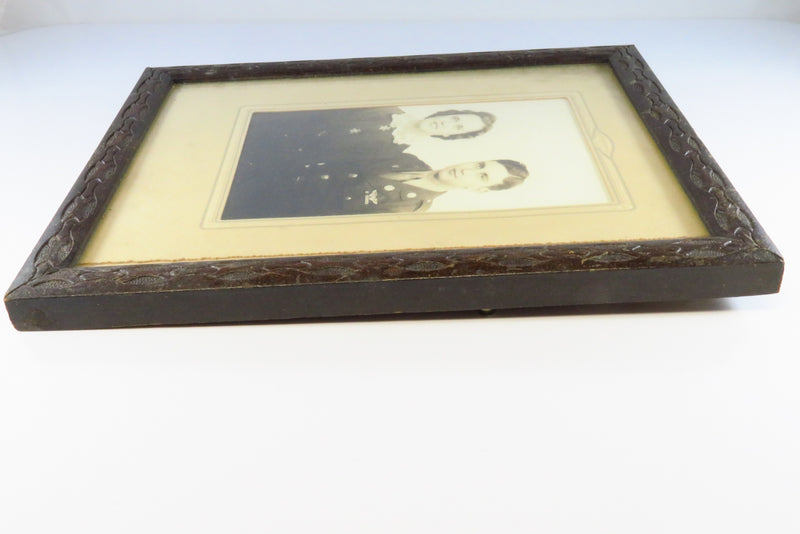 Old c1940's 8x10 Wood Photo Frame With Fancy Patterned Boarder