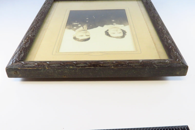 Old c1940's 8x10 Wood Photo Frame With Fancy Patterned Boarder