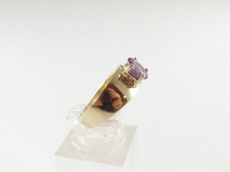 14K Gold Solitaire Oval Amethyst Solitaire Band Ring Signed EV Size 6.75