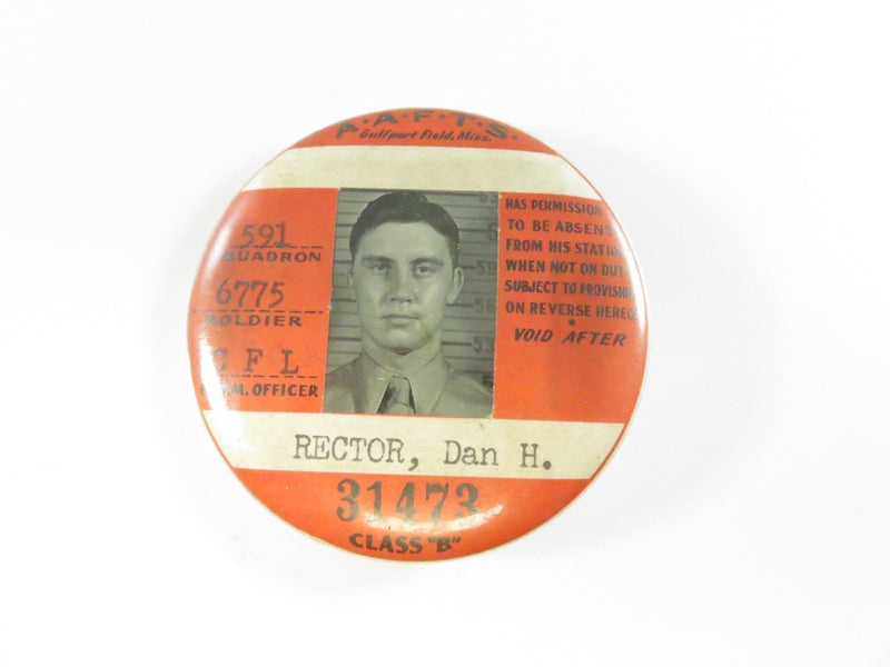 WW2 Gulfport Field Mississippi A.A.F.T.S. Squadron 591 Class B Liberty Button – Dan H Rector No 31473