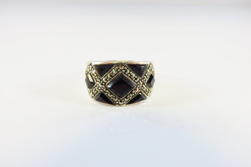 Fashionable Onyx & Marcasite Accented Sterling Silver Band Ring Size 5 3/4