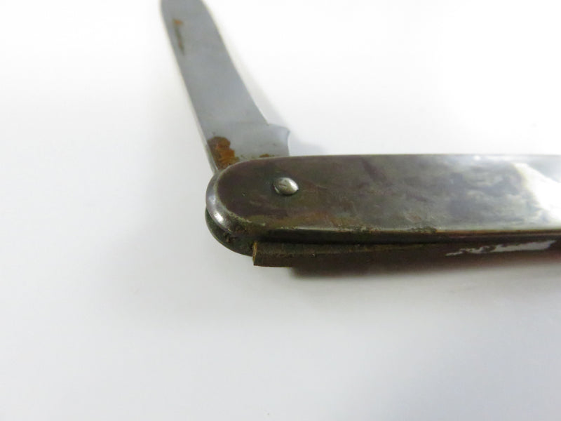 1958 Camillus Monroe Hardware Co. pen knife with 2 blades - rusted vintage pocket knife