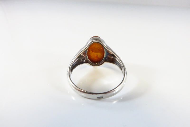 Pre-owned Oval Amber Ring With Beveled Accented Setting Design Sz 7.75