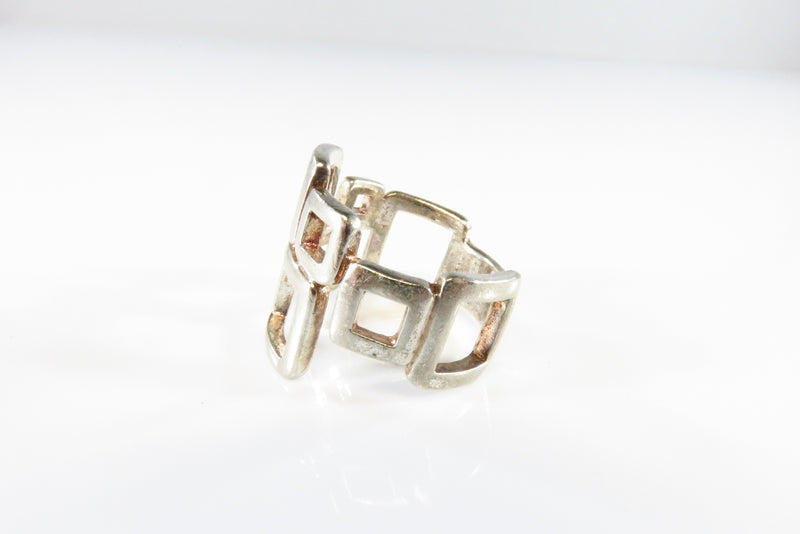 Modernist Ring Geometric Box Shaped Setting White Metal Ring Size 7.5