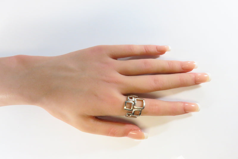 Modernist Ring Geometric Box Shaped Setting White Metal Ring Size 7.5
