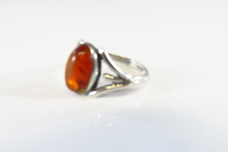 Oval Orange Amber Split Shank Sterling Silver Ring Size 7.25