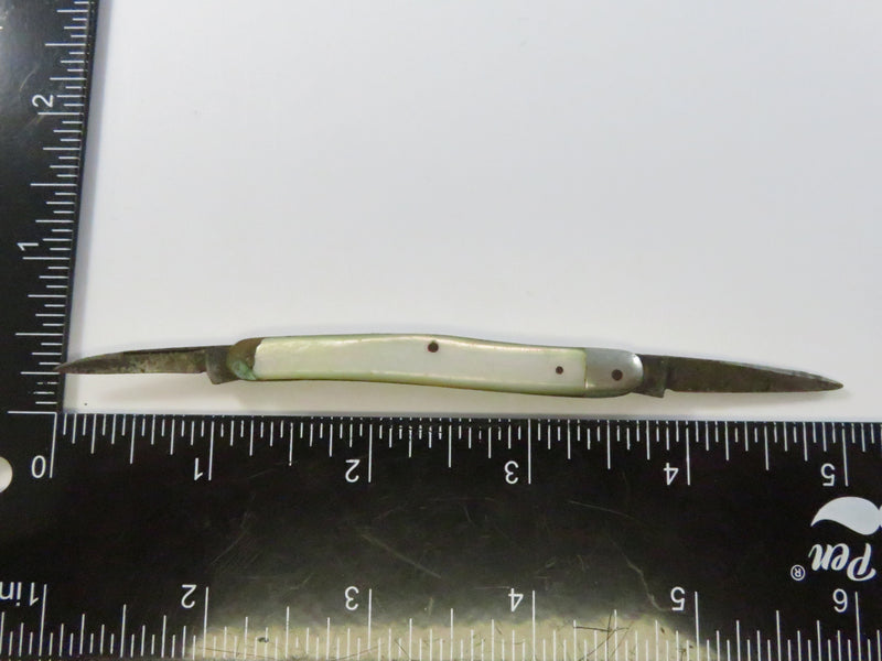 Vintage John Wanamaker Germany Pen Knife – MOP Grips – 2 Blades – Rare Collectible