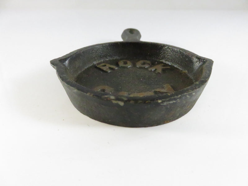 Vintage Rock City Lookout Mountain Cast Iron Mini Skillet Ashtray Souvenir