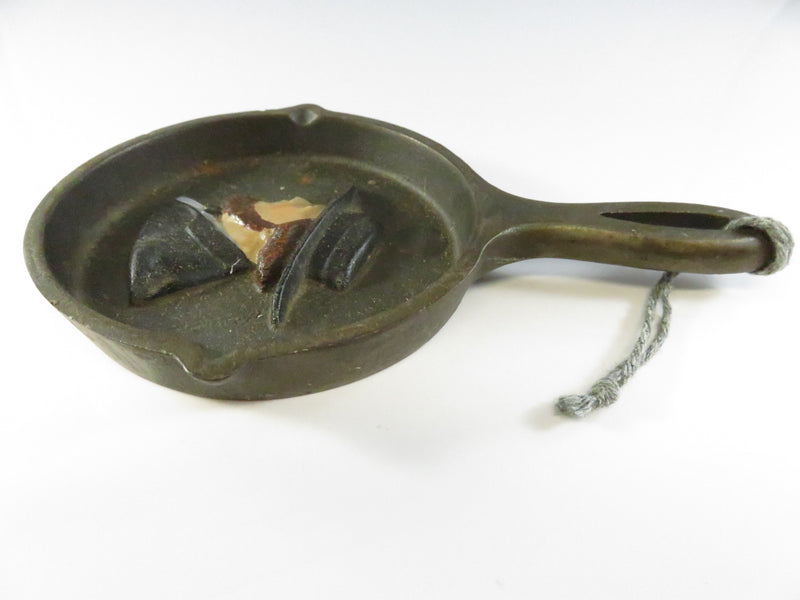 Vintage Painted Pilgrim Cast Iron Mini Skillet Ashtray – USA Made