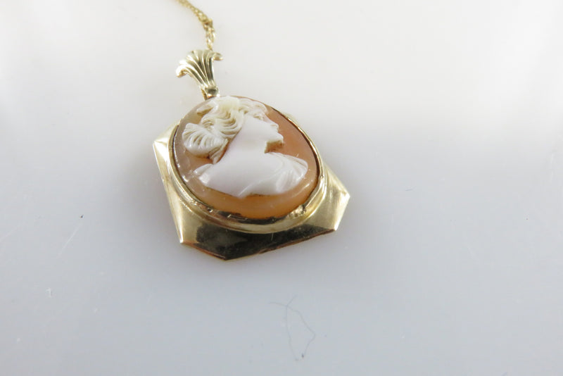 Vintage Edwardian Style Dason 10K Yellow Gold Cameo Pendant and Chain