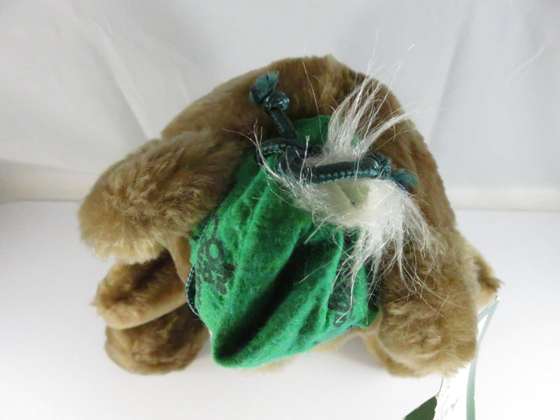 Busch Gardens "Der Willkommen Bär" Plush (9″) — Dakin Licensed Souvenir