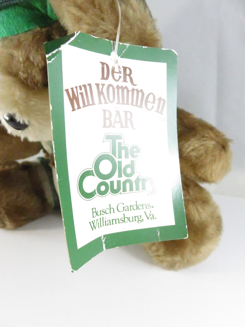 Busch Gardens "Der Willkommen Bär" Plush (9″) — Dakin Licensed Souvenir